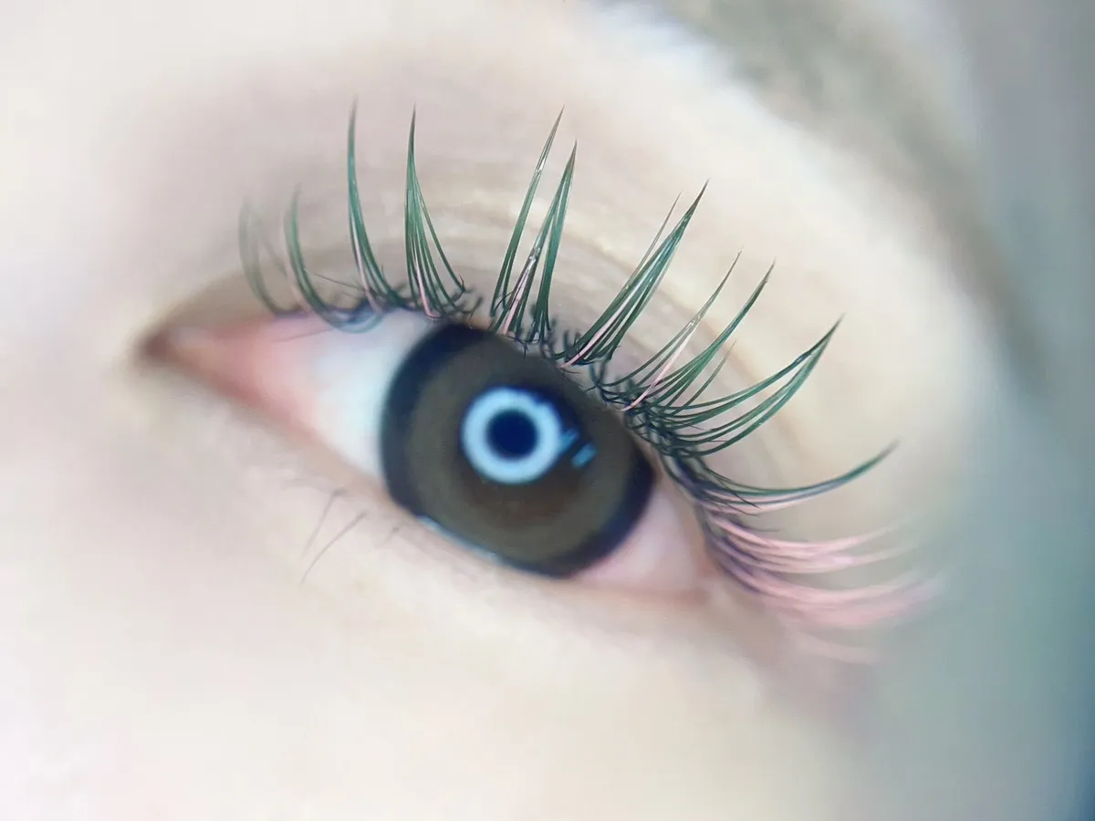 マツエク/カラーエクステ♪